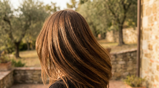 Caduta dei Capelli: Cause, Rimedi e Soluzioni Efficaci [Guida 2026]